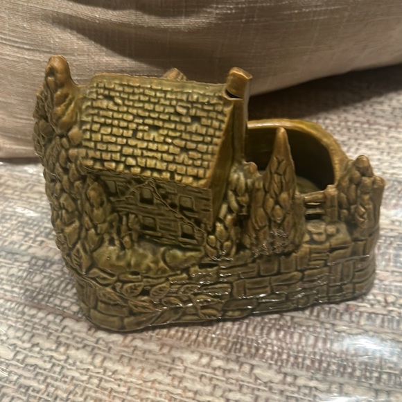 Pottery - Picture 2 of 3